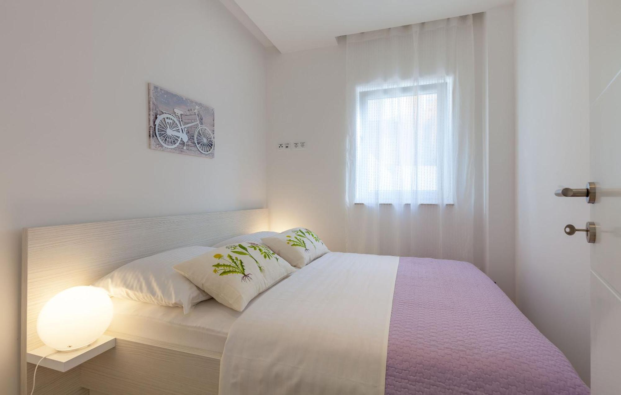 Olive Tree Apartments Подстрана Екстериор снимка