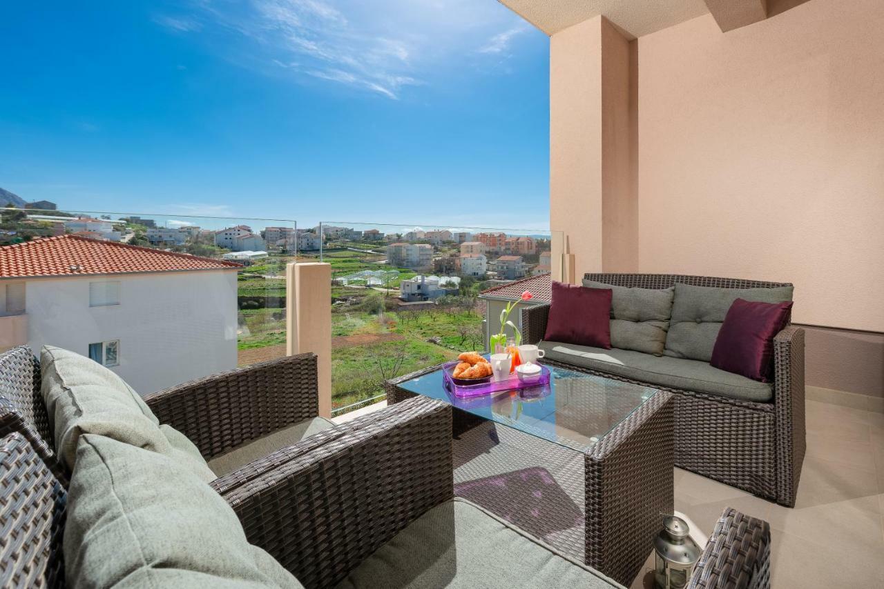 Olive Tree Apartments Подстрана Екстериор снимка