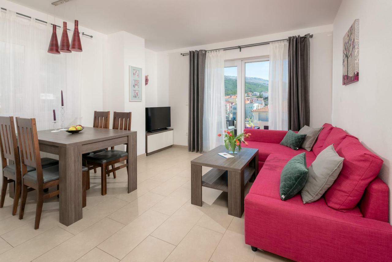Olive Tree Apartments Подстрана Екстериор снимка