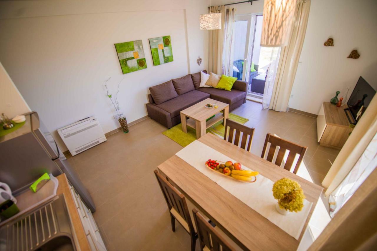 Olive Tree Apartments Подстрана Екстериор снимка