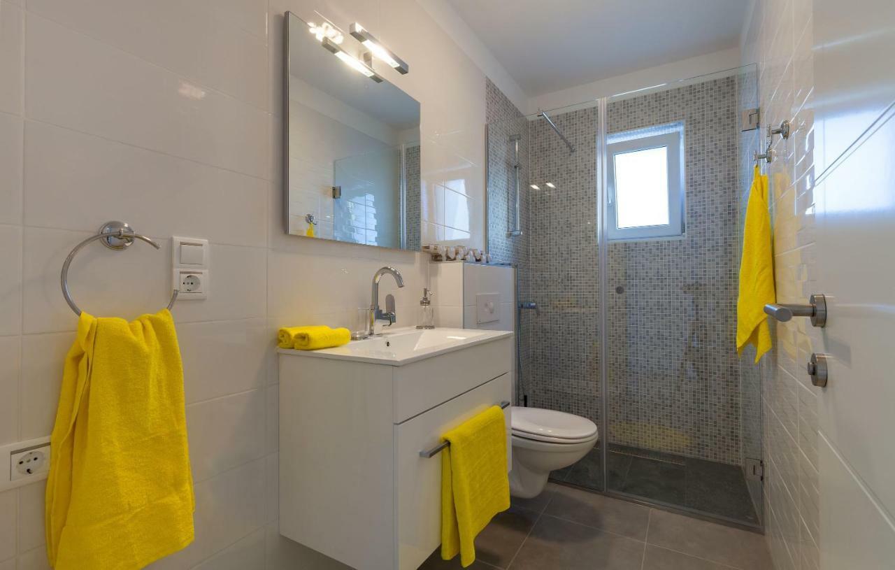 Olive Tree Apartments Подстрана Екстериор снимка